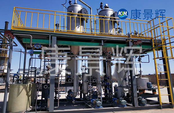 三效降膜蒸發器工作原理